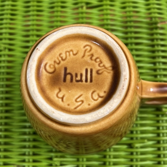 Hull Teacup and Saucer Creston Butterscotch Color Coffee Cup Mug Dripware - Picture 9 of 10